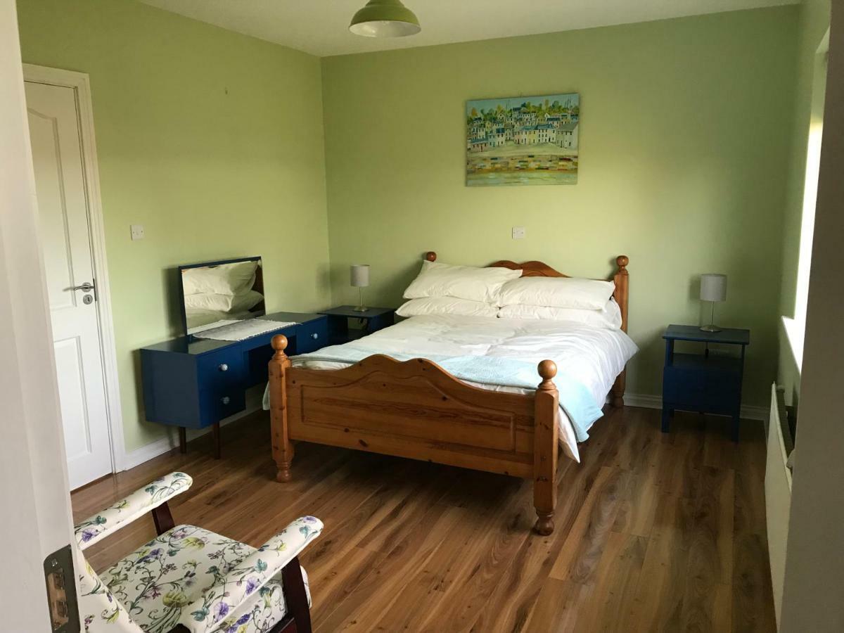 Mick'S Cottage Loughrea Buitenkant foto