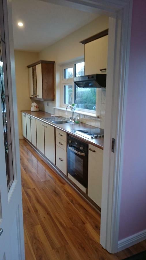 Mick'S Cottage Loughrea Buitenkant foto