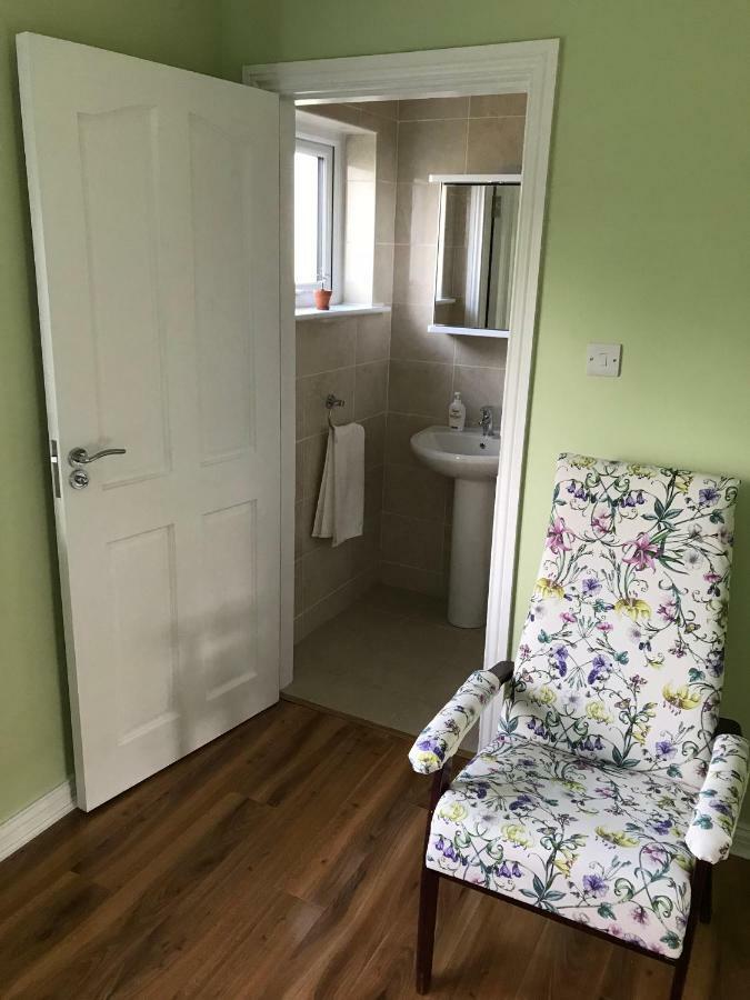 Mick'S Cottage Loughrea Buitenkant foto